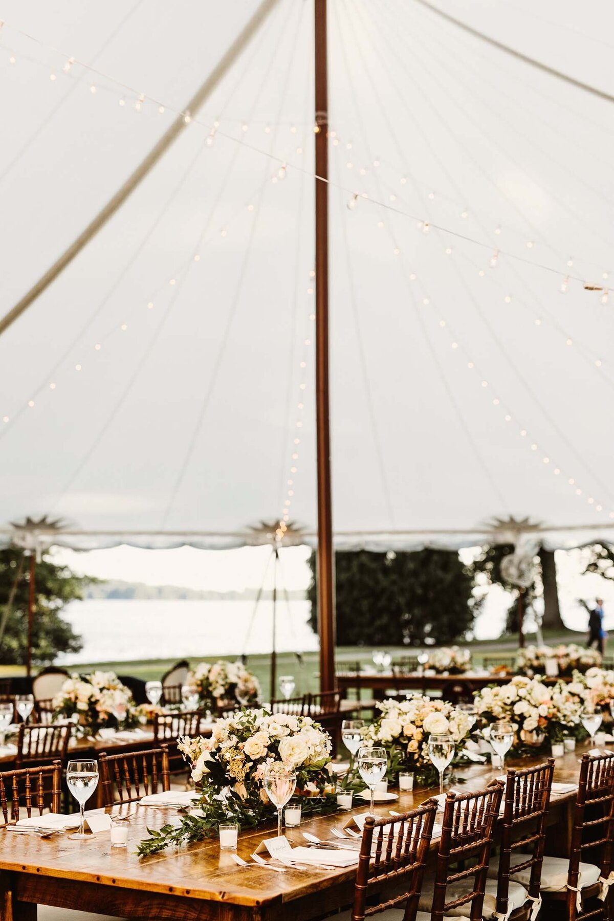jaclyn-fisher-events-planning-timeless-summer-estate-wedding-in-philadelphia-120