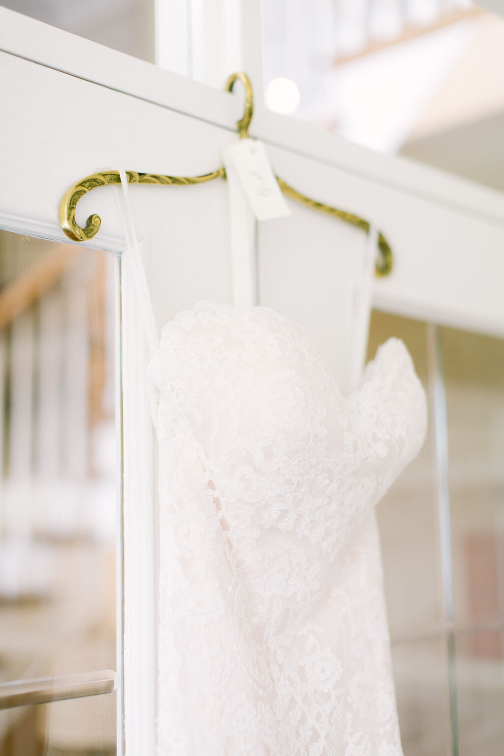 toronto-wedding-soft-airy-photographer-richelle-hunter-anna-rob-elsie-perrin-12