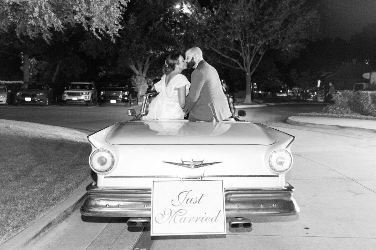 1704_10-07-23_SimpsonWedding