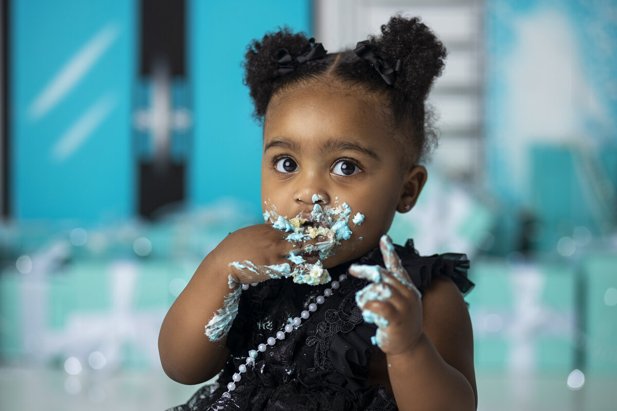 cake smash photography in Fayetteville Georgia