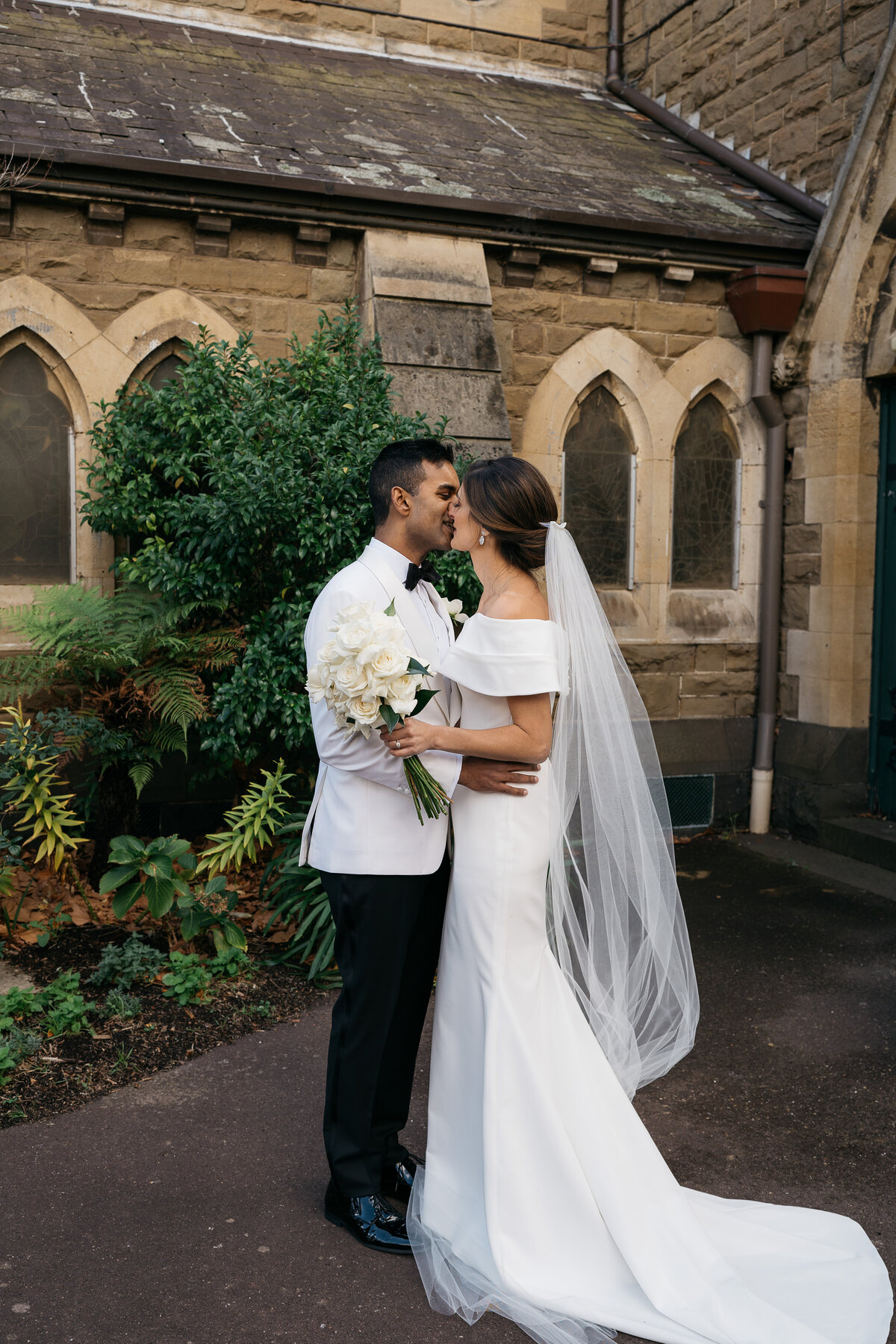 Courtney Laura Photography_ The Carousel Albert Park_ Melbourne City Wedding Photographer_ Viji and Lana-500