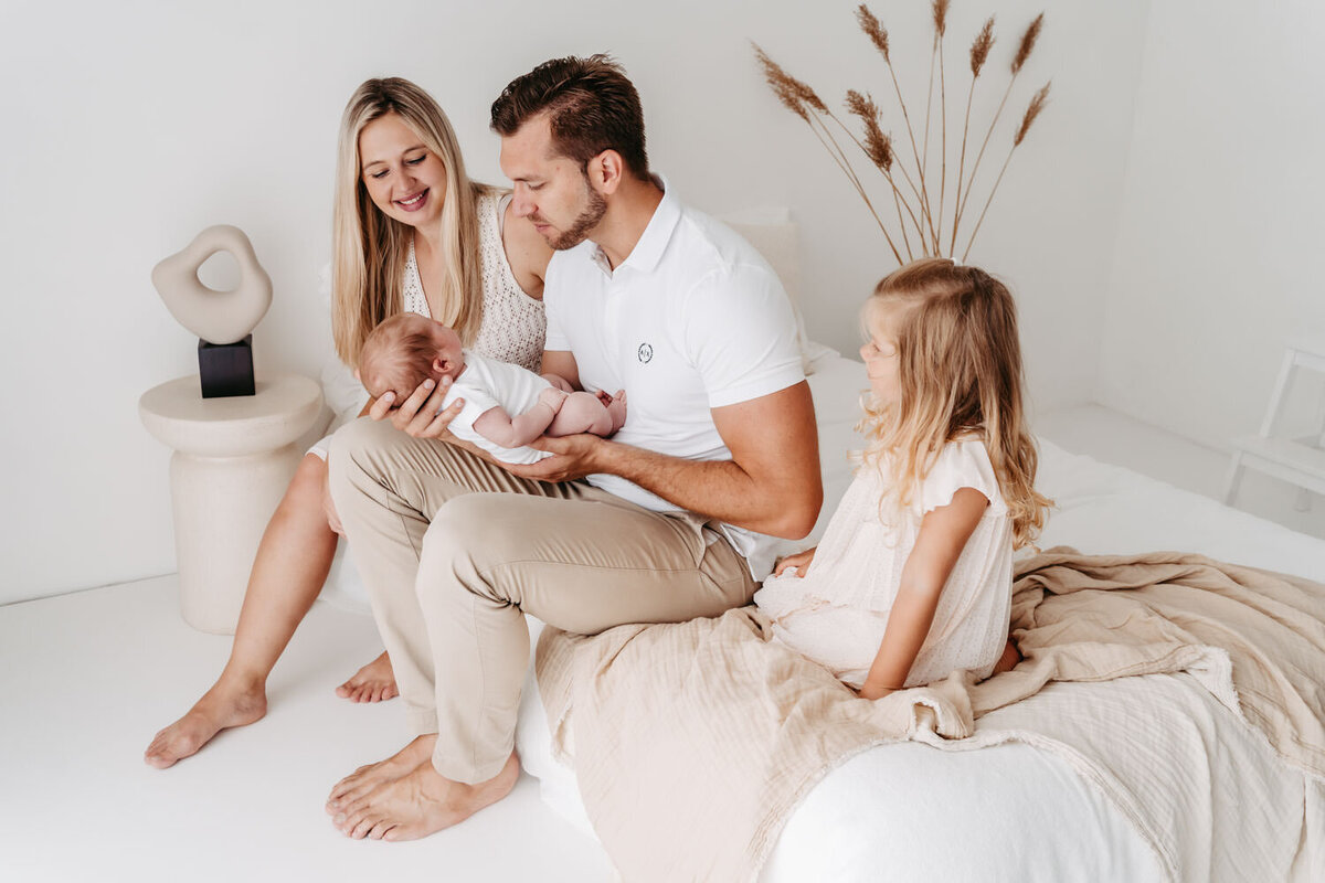 Newborn_Foceni_Praha_Vychod_Karolina_Ticha_fotografka_1500_58