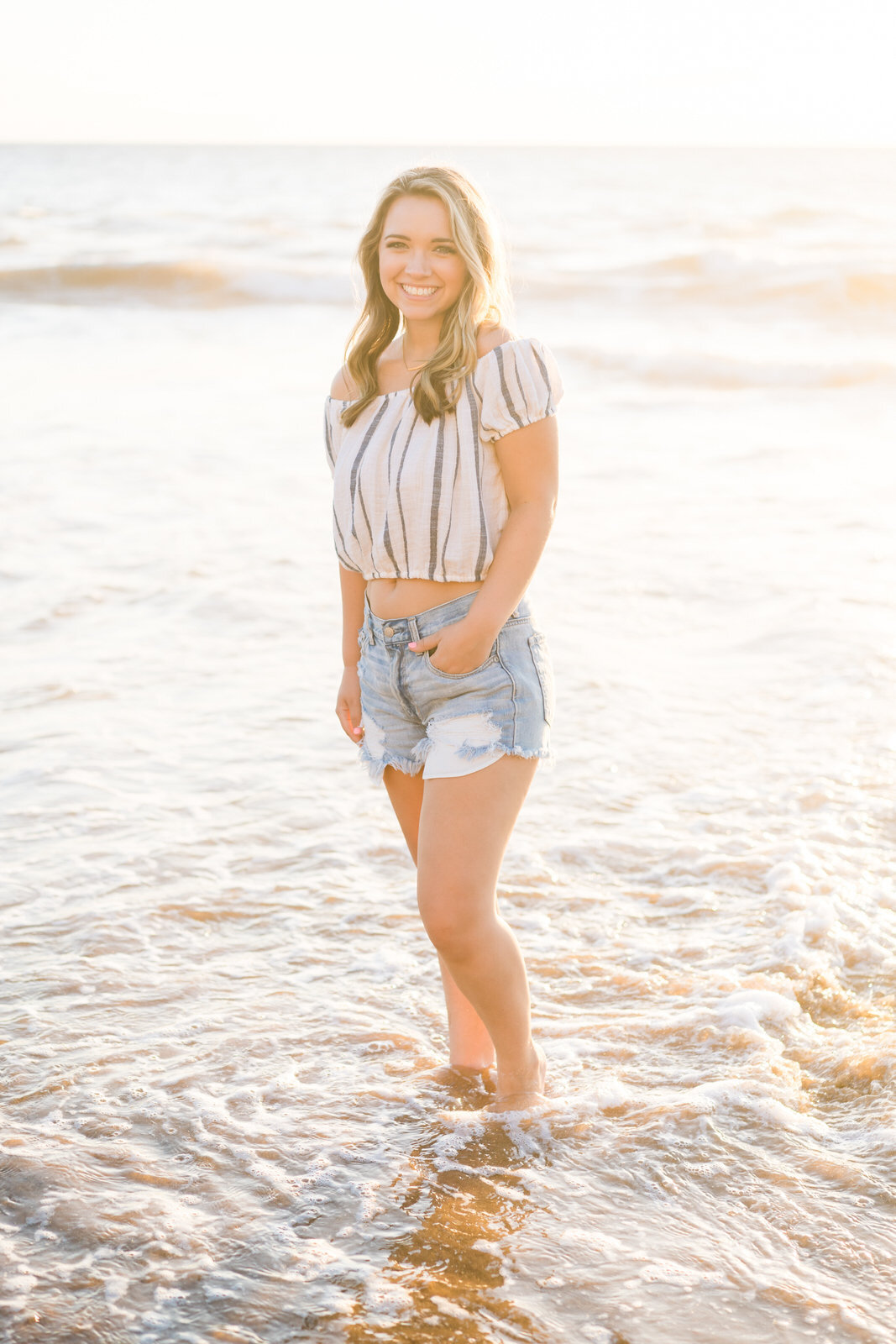 Maui senior portrait photographers - Girl standing in Ocean