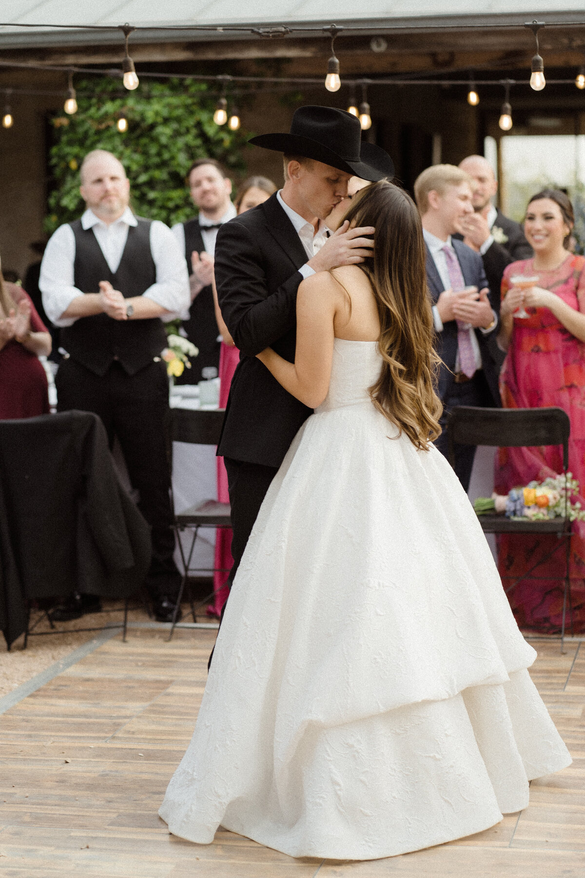 C&R_WED-723