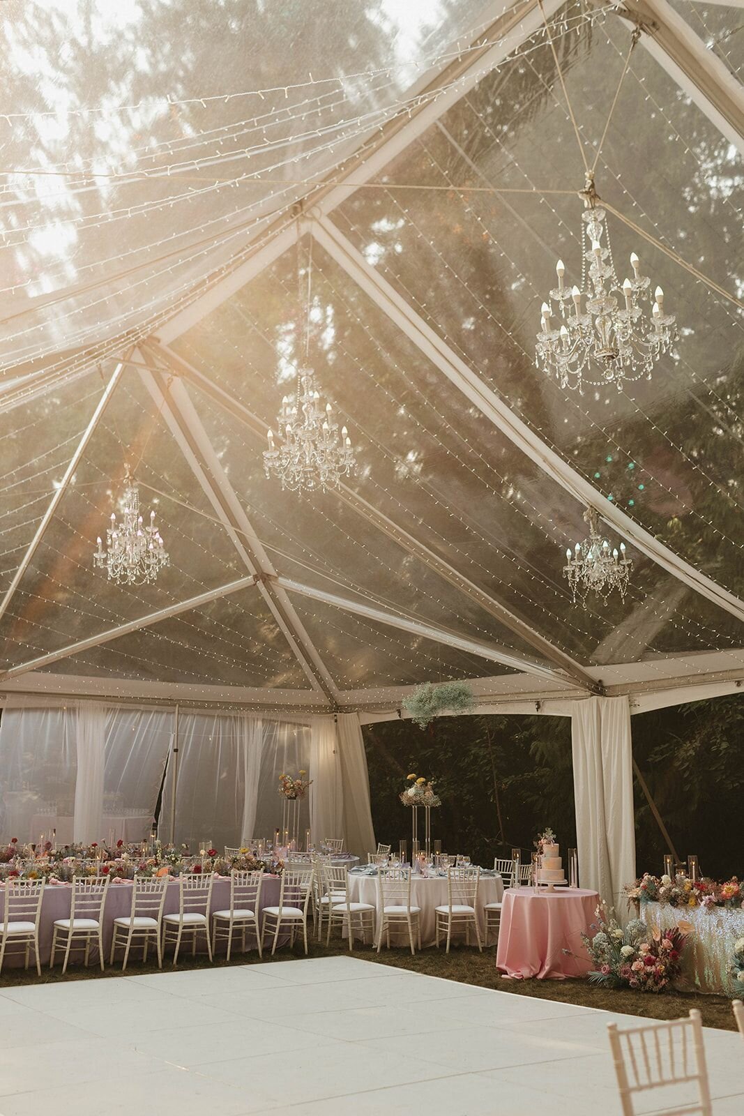 clear-top-tent-colorful-reception