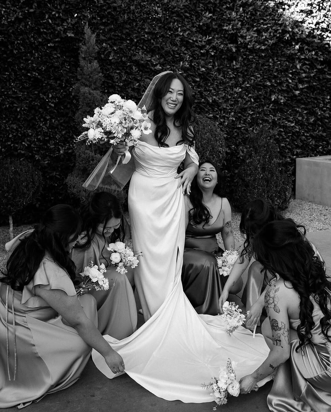 whenever I experience doubt I swipe through photos from past couples to hype myself up, a magical day from G&K’s wedding 🙆🏻_♀️Venue- @thefighouseCoordinator- @sosmitteneventsPhotography- @laurengonzalezphotographyFlorals- @t (2)