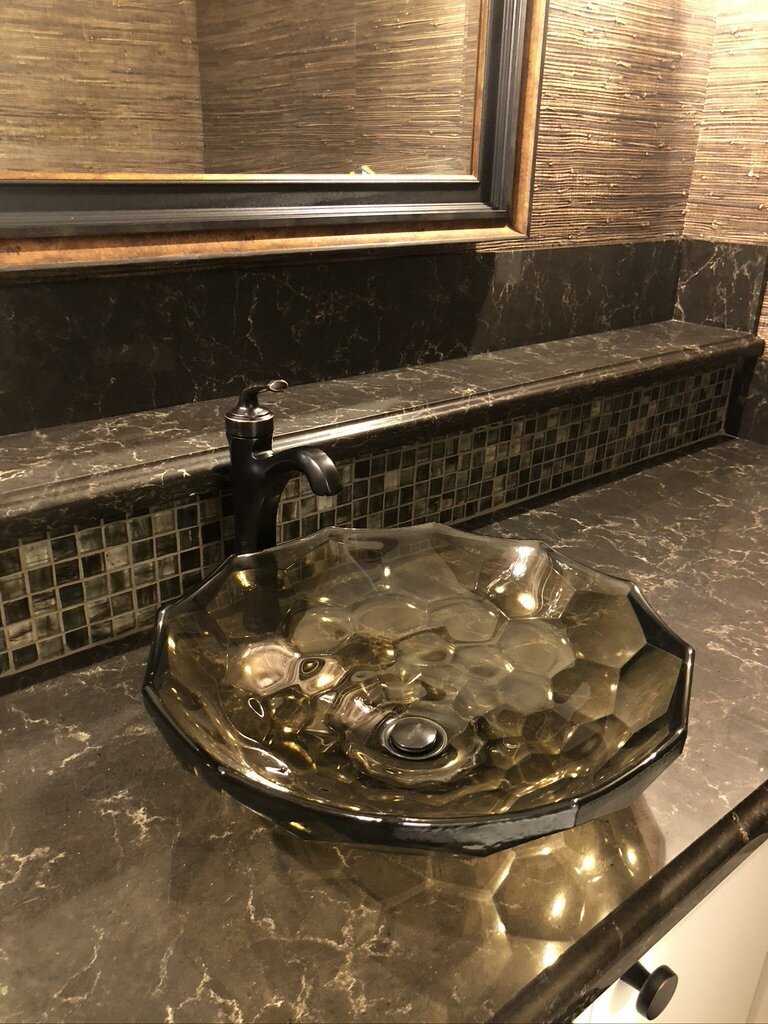 667714E1-7301-4D7B-9F18-B37BDD40A123_1_105_c