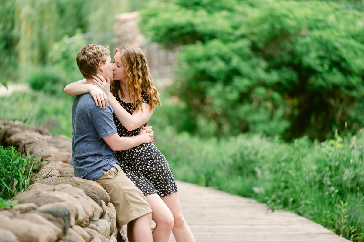 3872-Engagement Photography Nicole Hollenkamp St Cloud MN Central MN