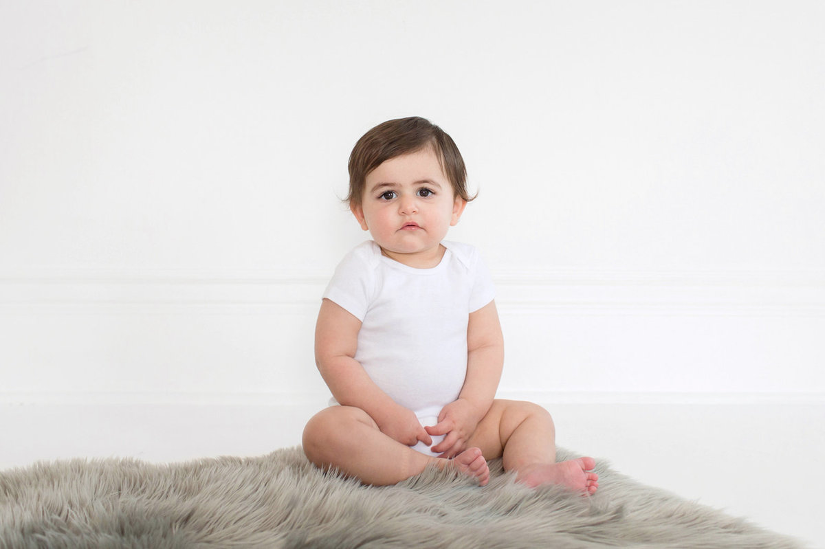 St-Louis-Studio-Child-Photographer-Cake-Smash-1-year-old-Sheth_32