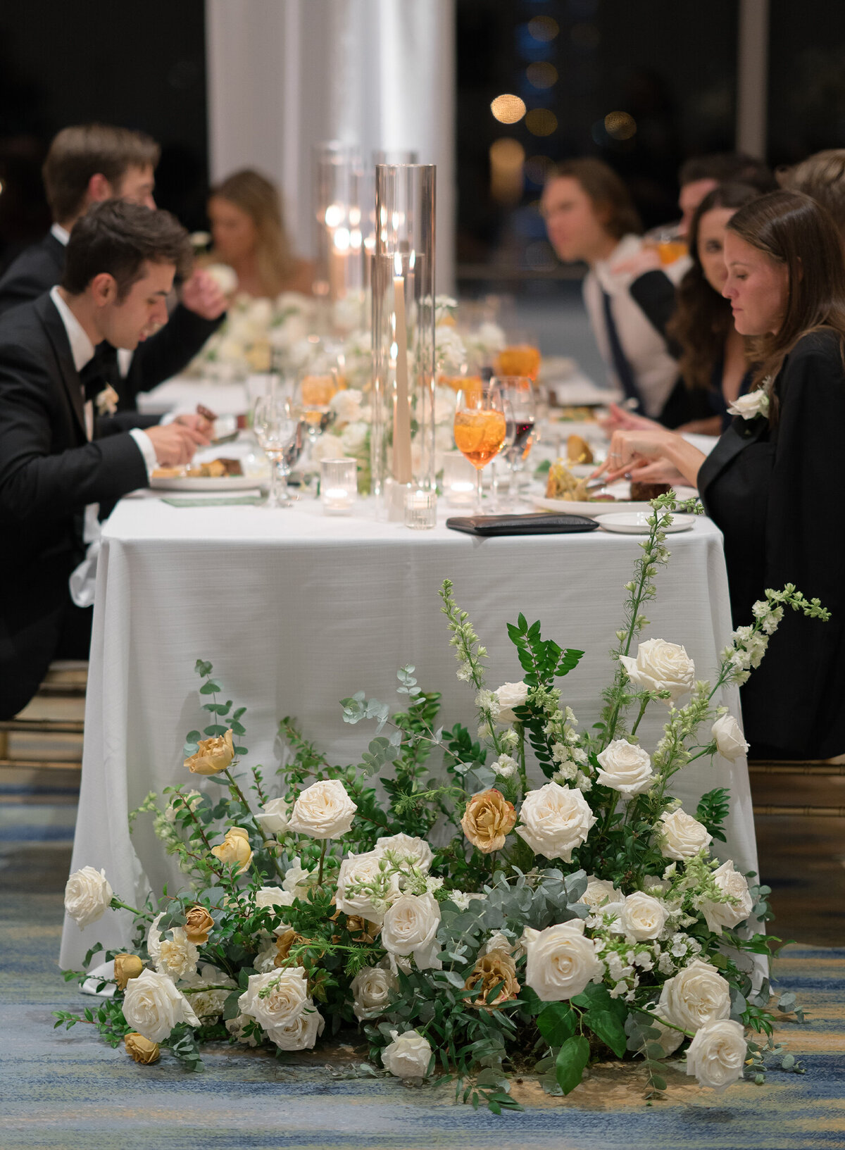Four Seasons Hotel Seattle Wedding Phyotographer - 70