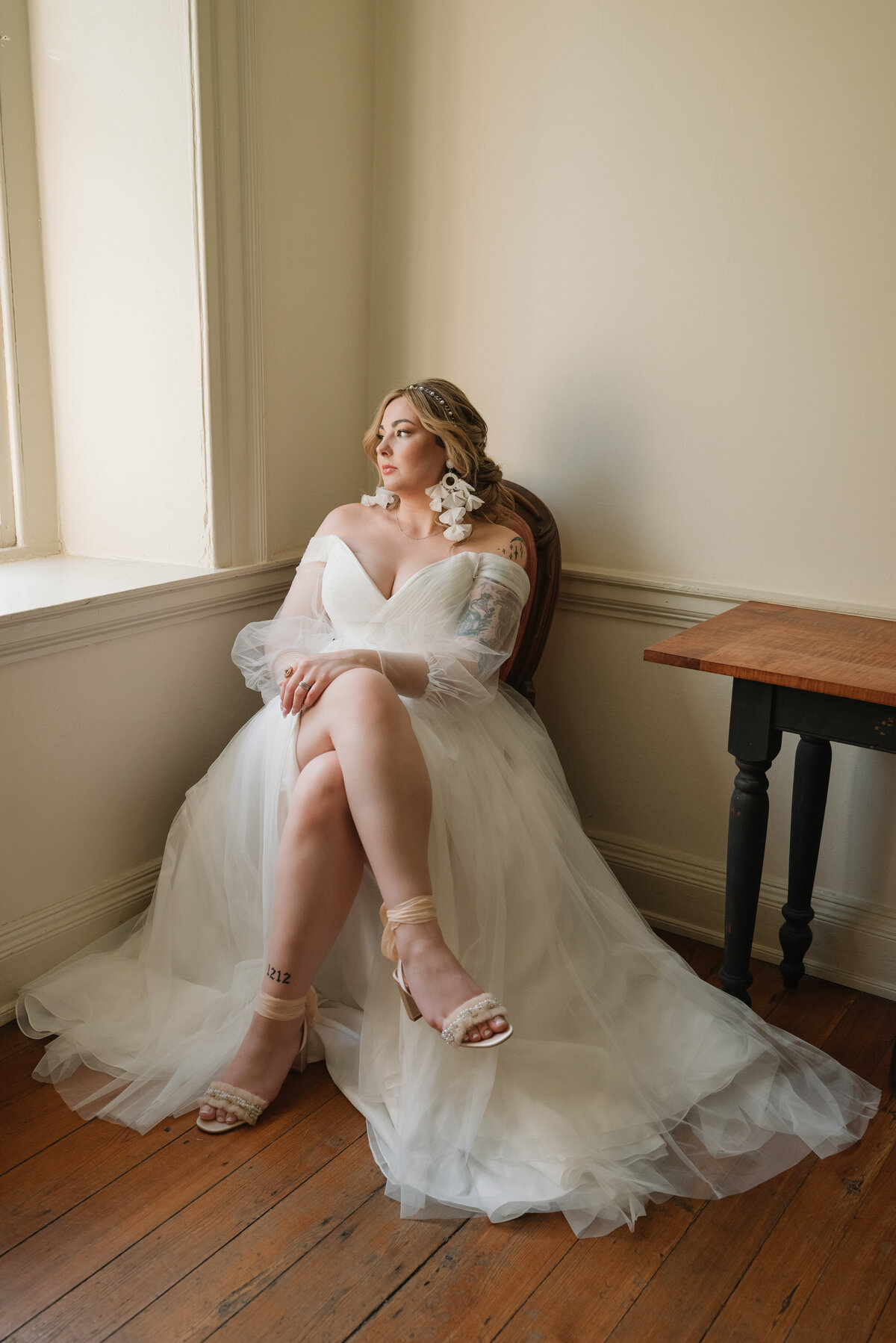 Lauren-Carly-Photo--Provence-Chateau--Destination-Wedding-Photographer--00382