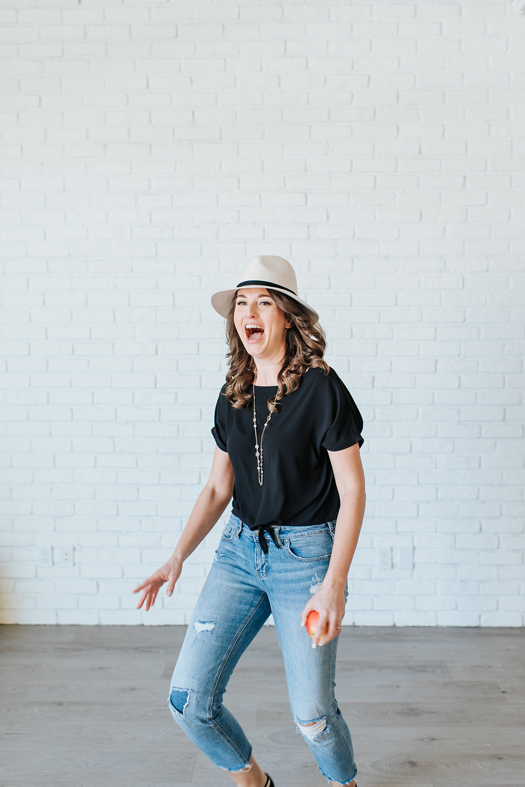 TiffMelissaEwa_Feb22_Studio+Kitchen_083