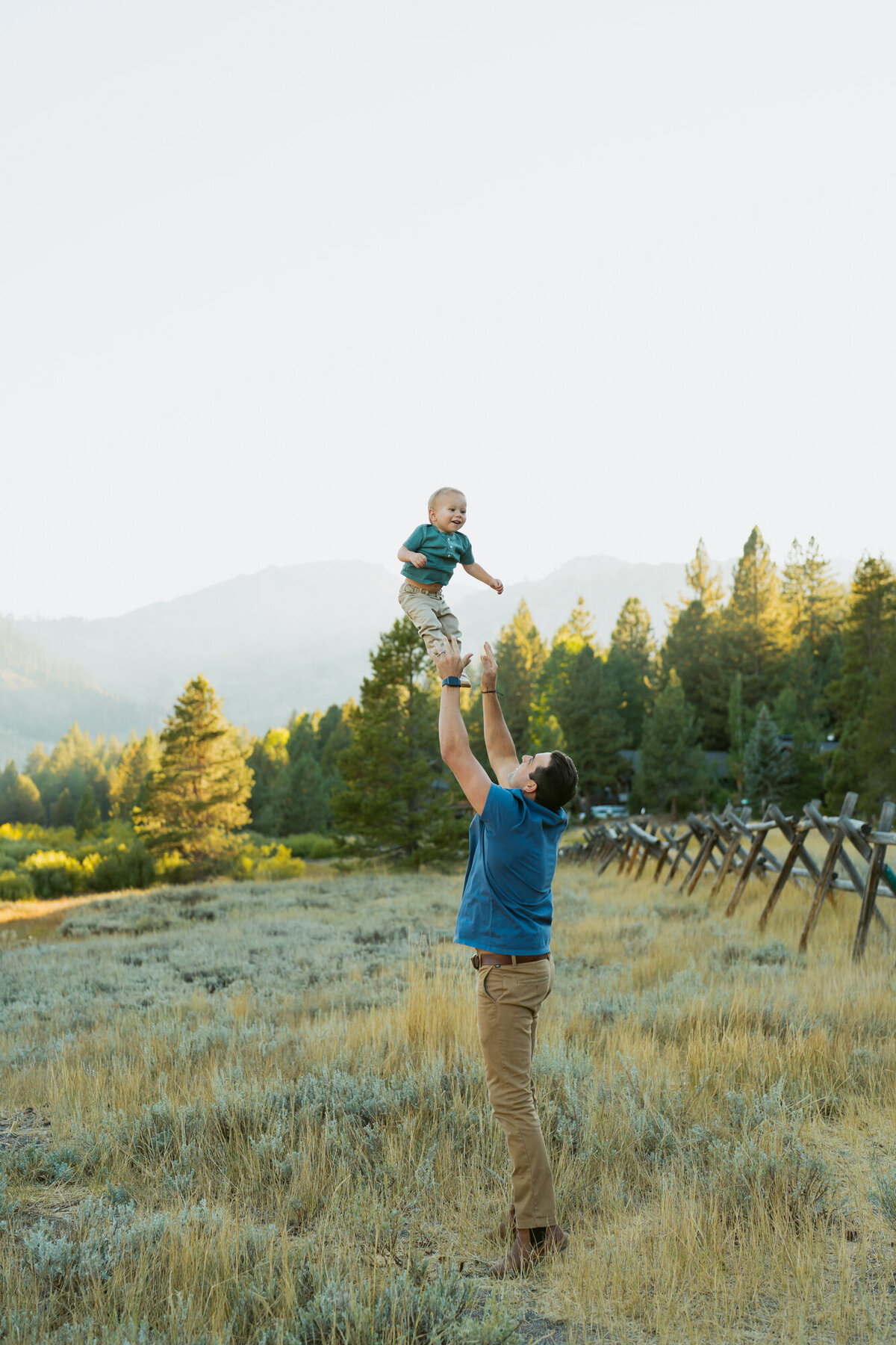 Lake Tahoe-Family-Photographer-3