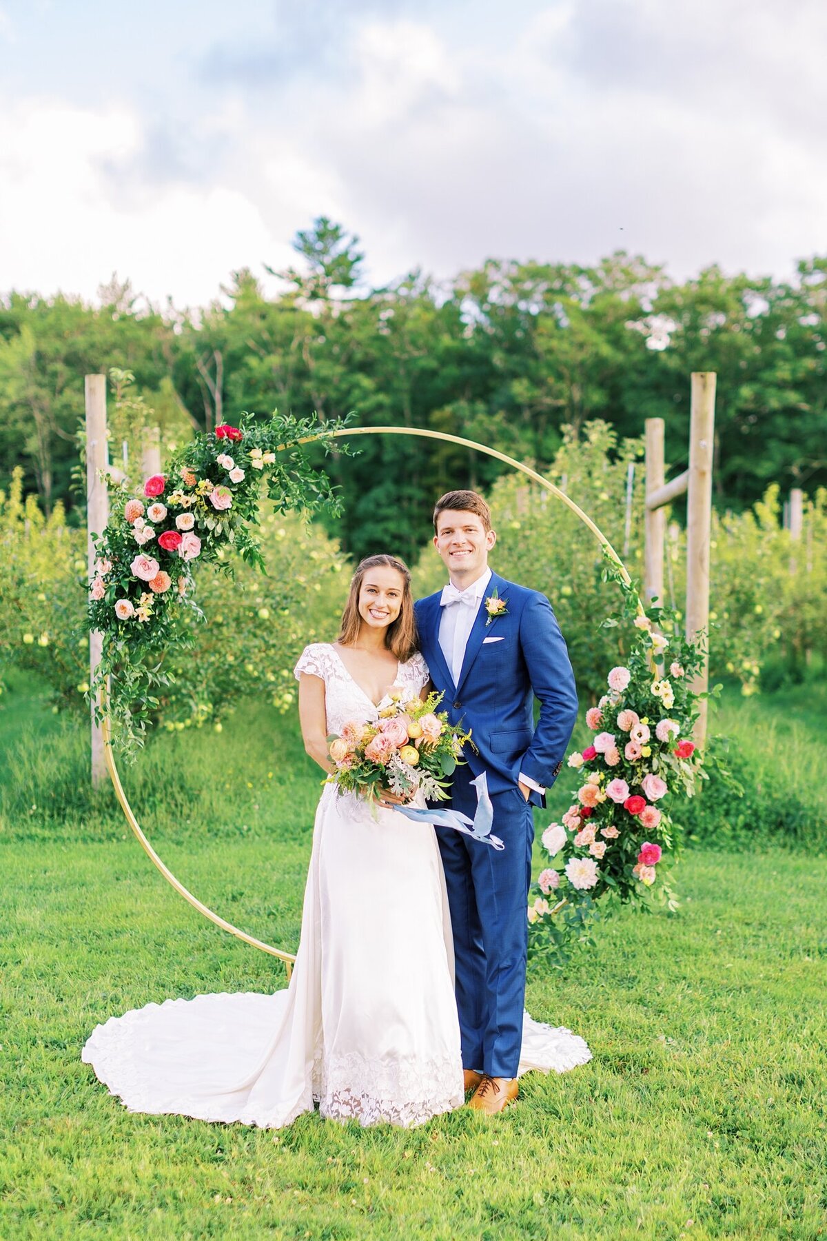 The-Greenery-Colorful-Apple-Orchard-NH-New-Hampshire-Wedding-Photography_0049