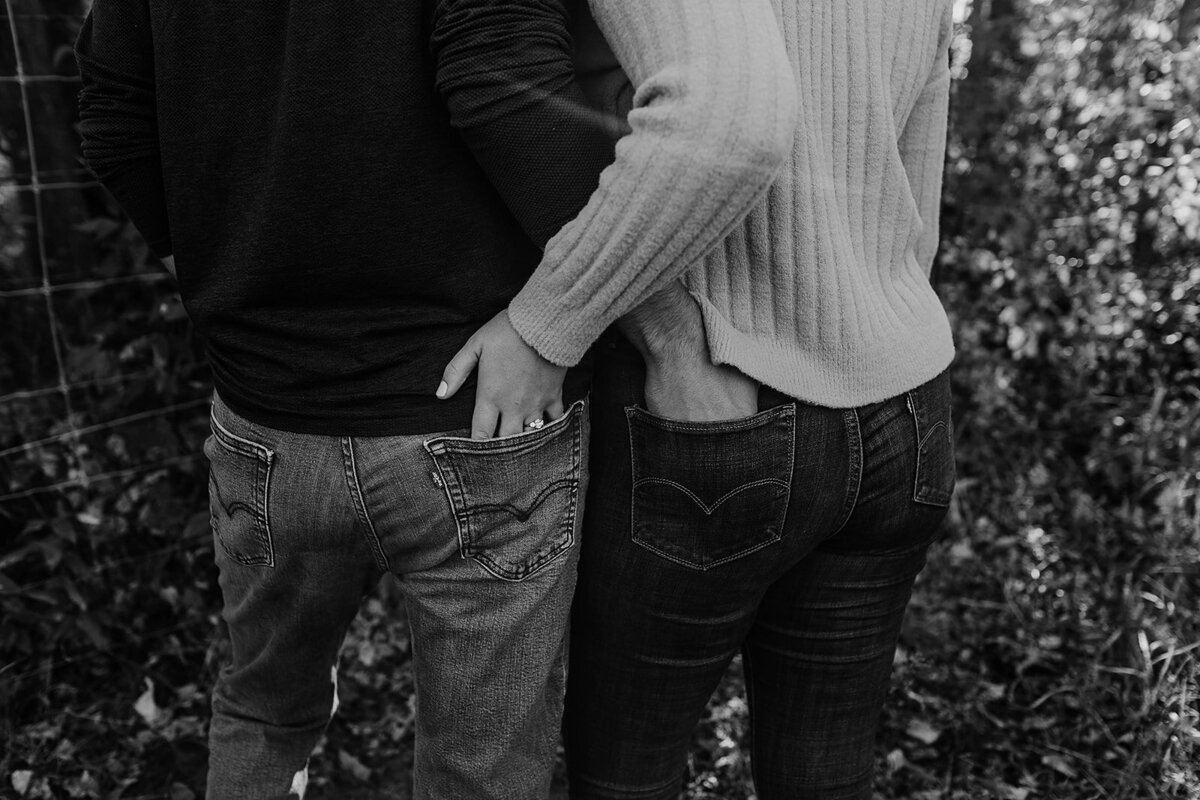 BWSept2022-ChevyEngagement-MommaPenguinPhotography-13
