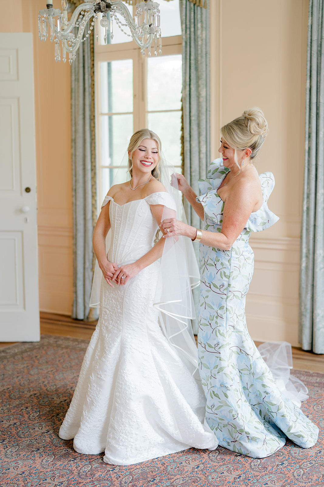 lowndes_grove_outdoor_spring_wedding_Kailee_DiMeglio_Photography-93