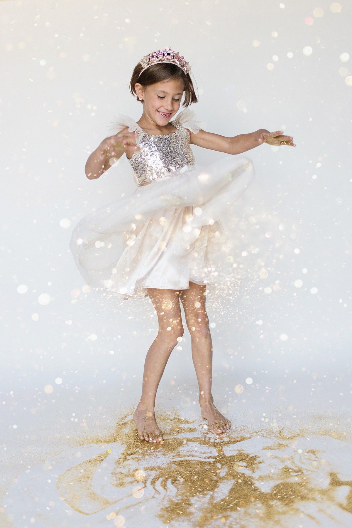 Laura Luft Family Photographer Lifestyle glitter session Photography Elba NY  Western NY fall family lifestyle-70