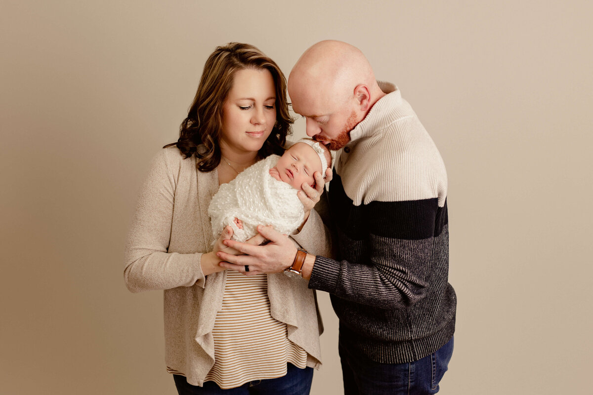 Milwaukee-Newborn-Photographer-93