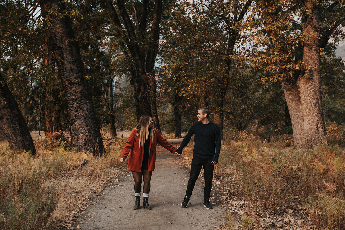 Yosemite-Couples-Photographer-102