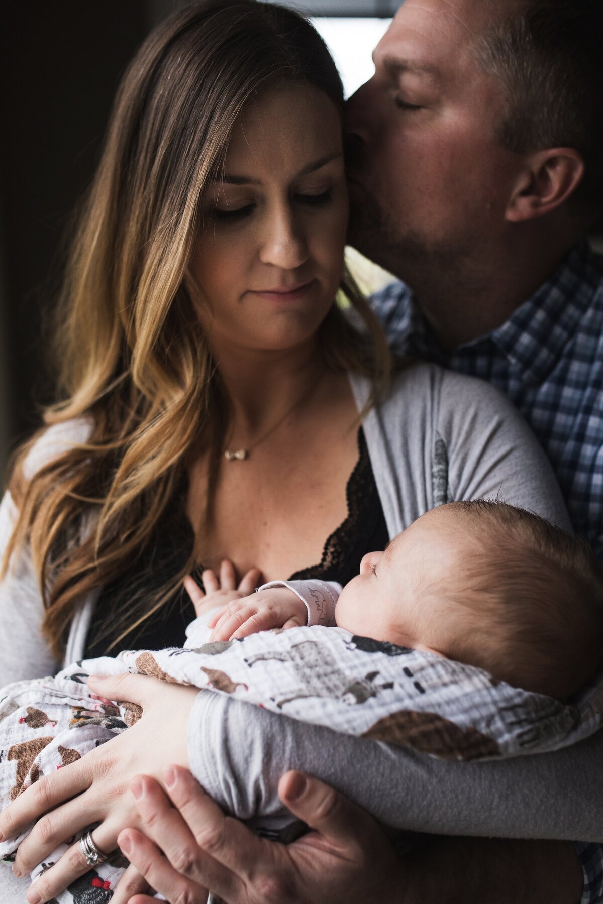 seattle_family_photographer_newborn_baby_in_home_1181