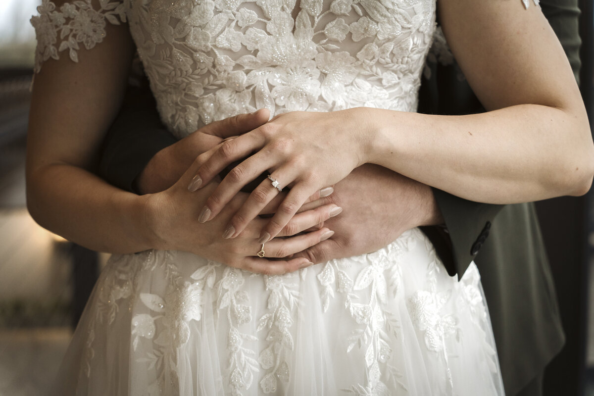 Buffalo, NY Rochester, NY and WNY wedding and engagement photographer. Jessica Stewart Photograpy The Sterling Clarence NY The Timberlodge Clarence NY Weddings