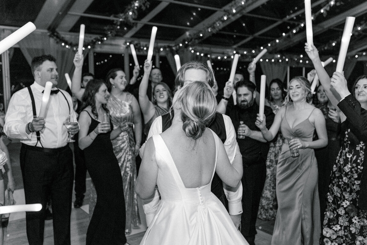 Springtime Lowndes Grove Wedding in Charleston (56)