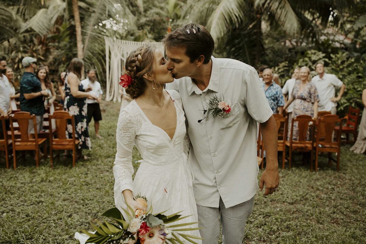 Encanta La Vida_Costa Rica_Destination Wedding_Osa Peninsula_Zoe Steindl_Photography_Tonya Szele Events_Nicole Symer _ Grayson Nance_Nicole Nance Events023