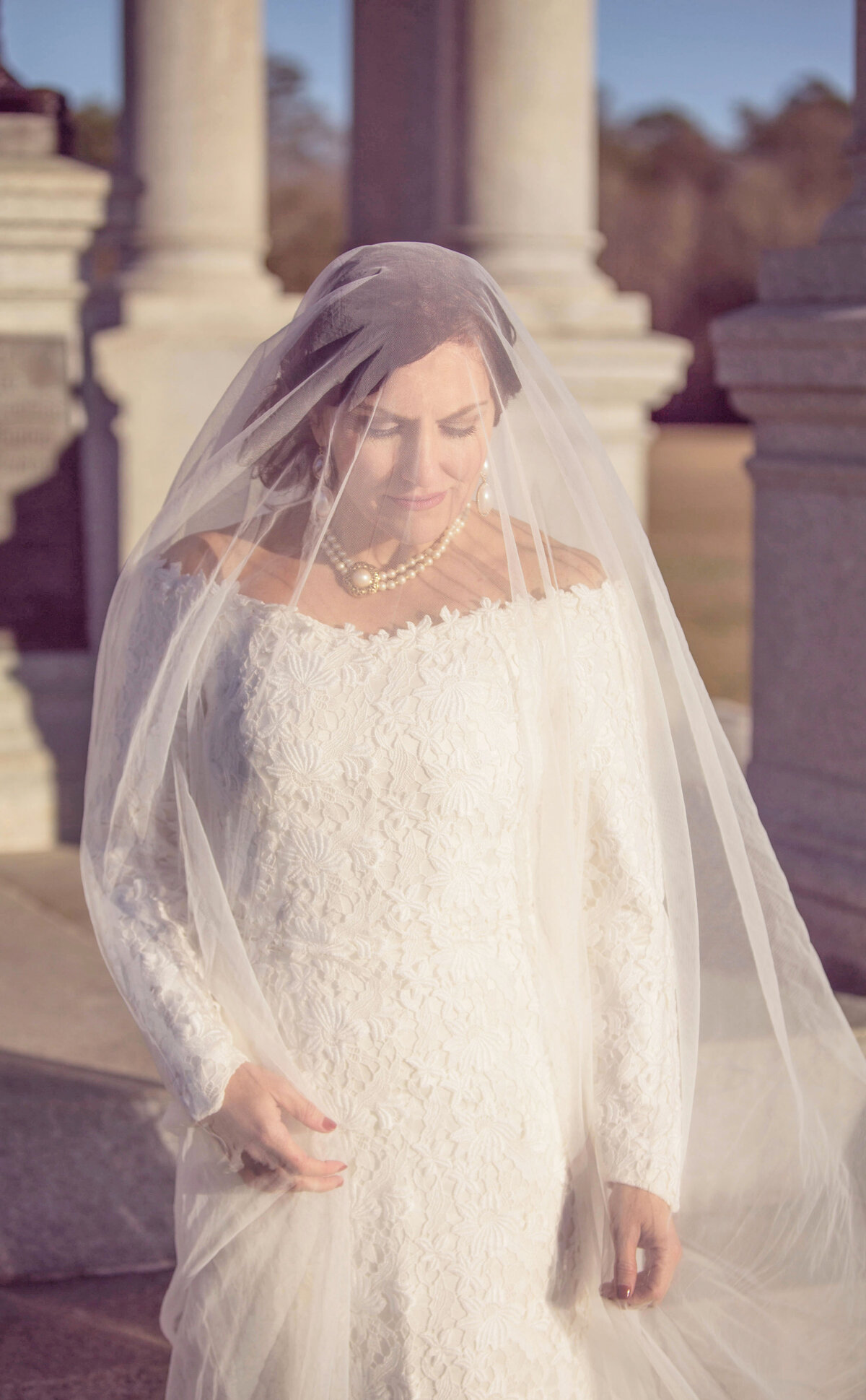 atlanta-bride-veil-pearl-necklace-sunset-editorial-style