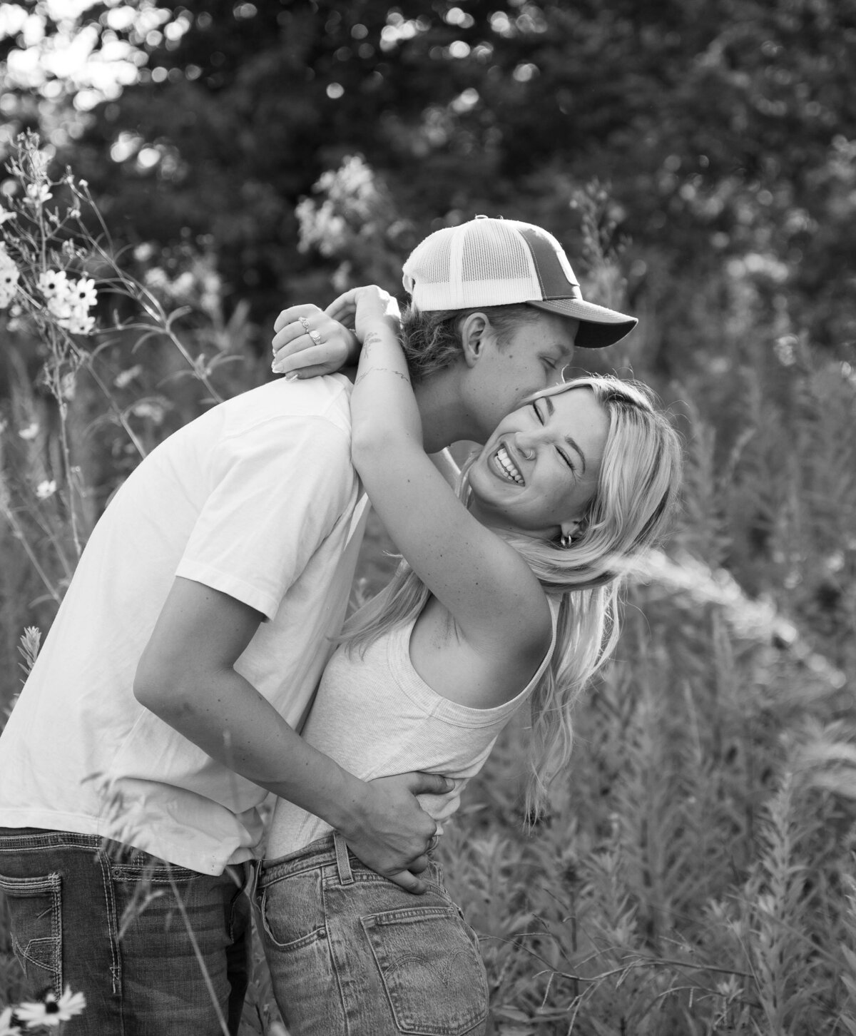 Taylor Elizabeth Photography Weddings and Lifetyle Photographer in Indiana Couples Photo 12