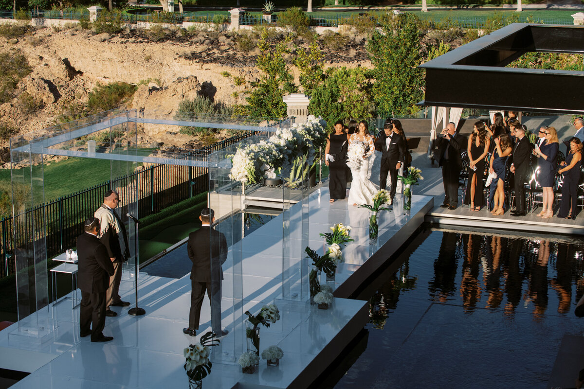 Black tie wedding at the Lindsey Residence in Las Vegas - 27