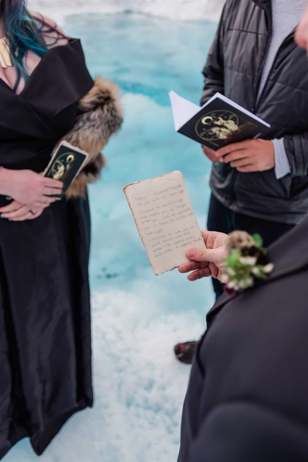 top-luxury-destination-elopement-photographer-who-does-elopements-on-glaciers-and-in-alaska-9Soul-and-Sky-Weddings-Soul-and-Sky-Weddings 92