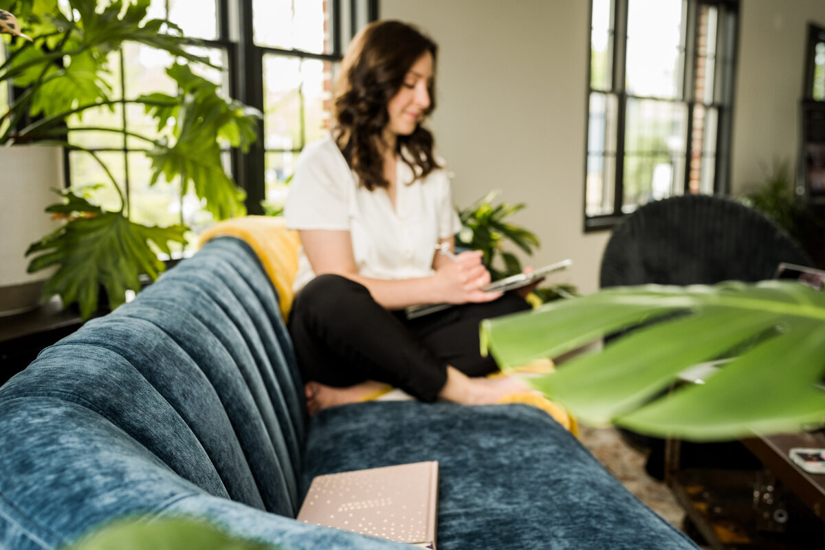 Melonie, a Chardon, Ohio-based web designer, specializing in health and wellness websites with intentional and user-focused designs.