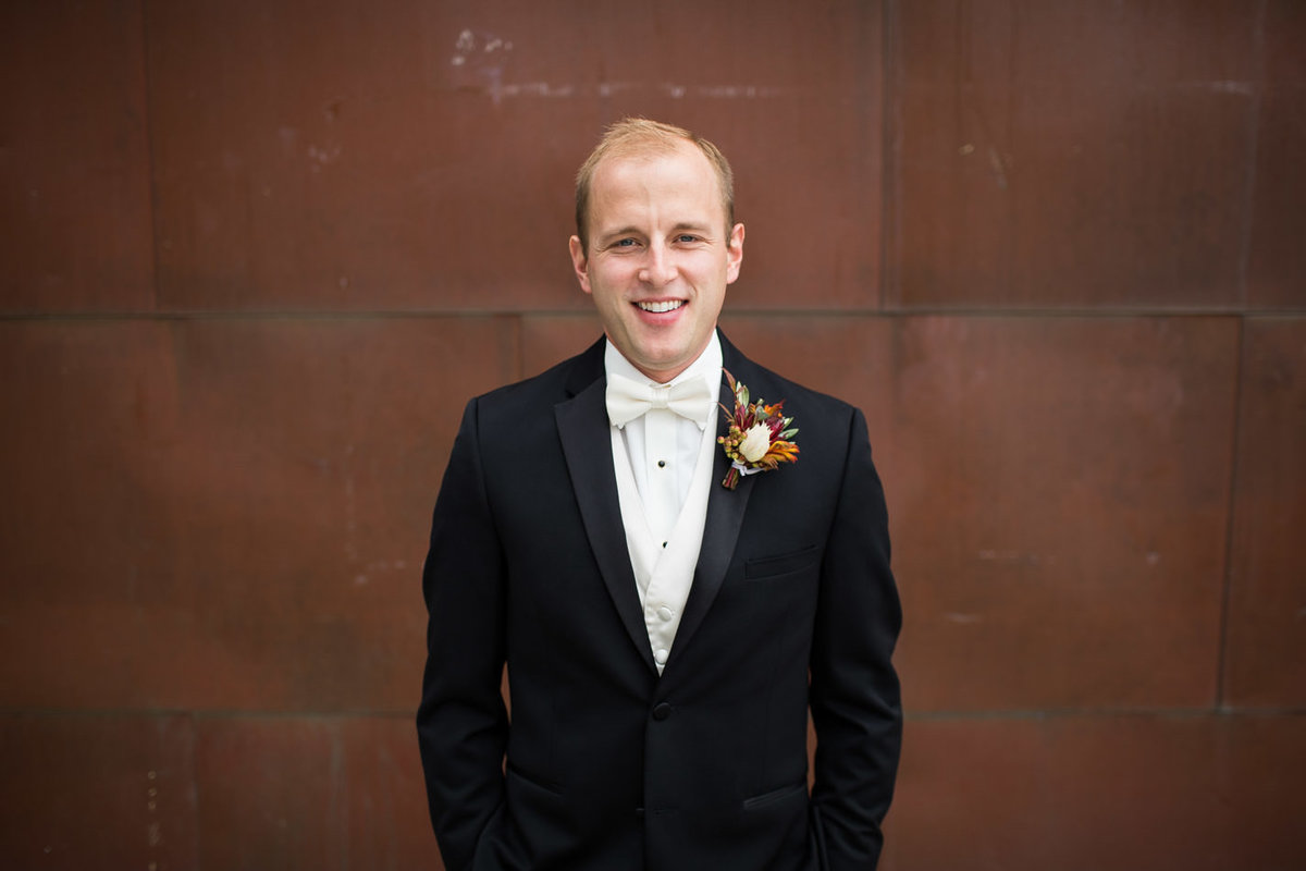 Minneapolis Wedding Photographer - Michael & Alyssa (25)