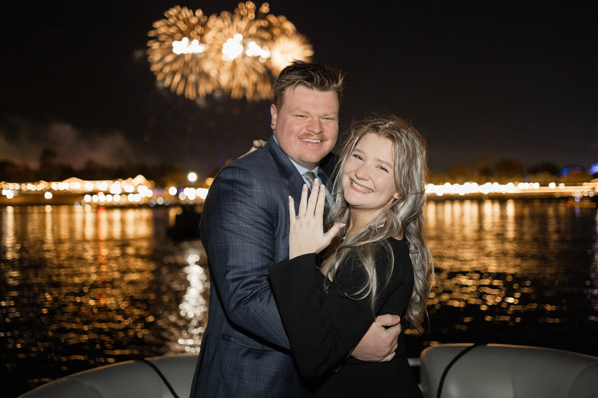 Walt-Disney-World-Proposal-Photographer-Amanda-Richardson-Photography.jpg