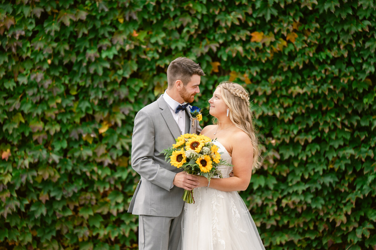 3513-Engagement Photography Nicole Hollenkamp St Cloud MN Central MN