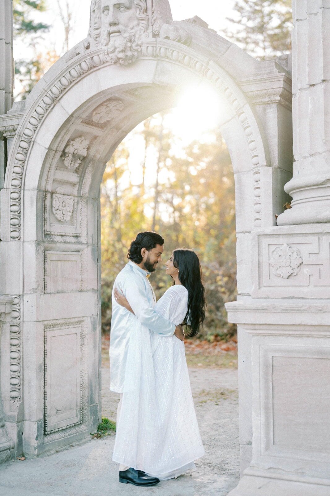 E4-Toronto-Engagement-Photoshoot-Judi-and-Raj-2024-11-03-2500px-1149