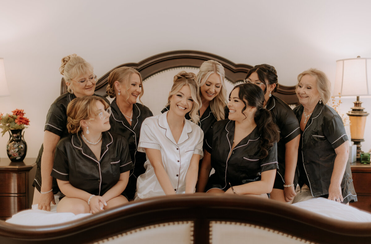 bride-and-bridesmaids-pajama-photos