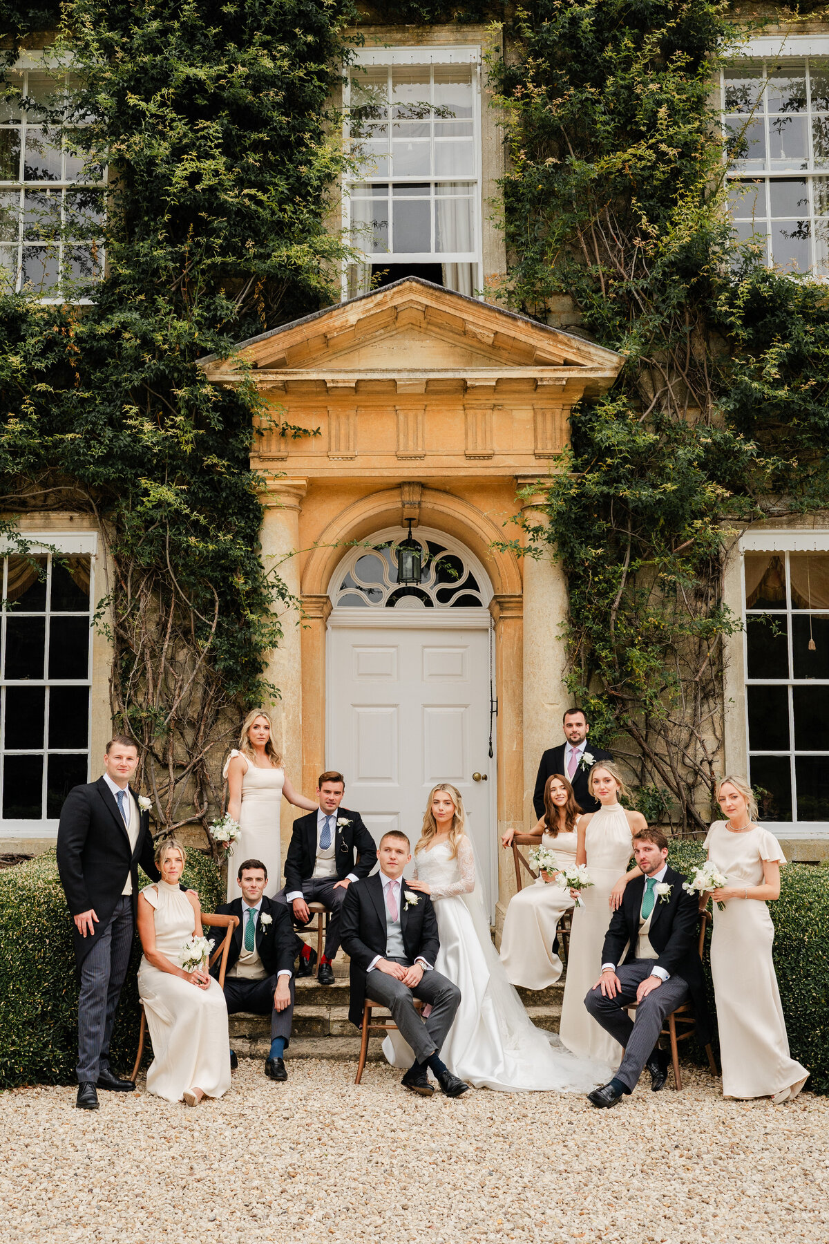 PoppyCarterPortraits-WeddingPhotography-Jess-George-WeddingDay-16