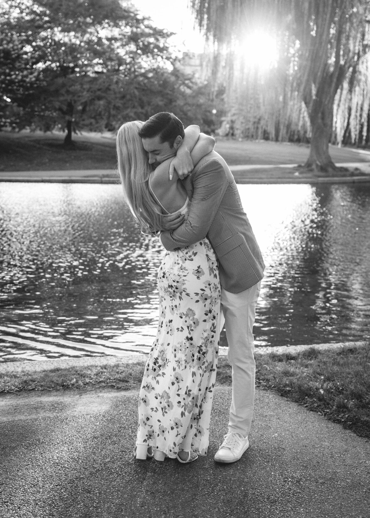 Mike and Caroline Sneak Peeks-20