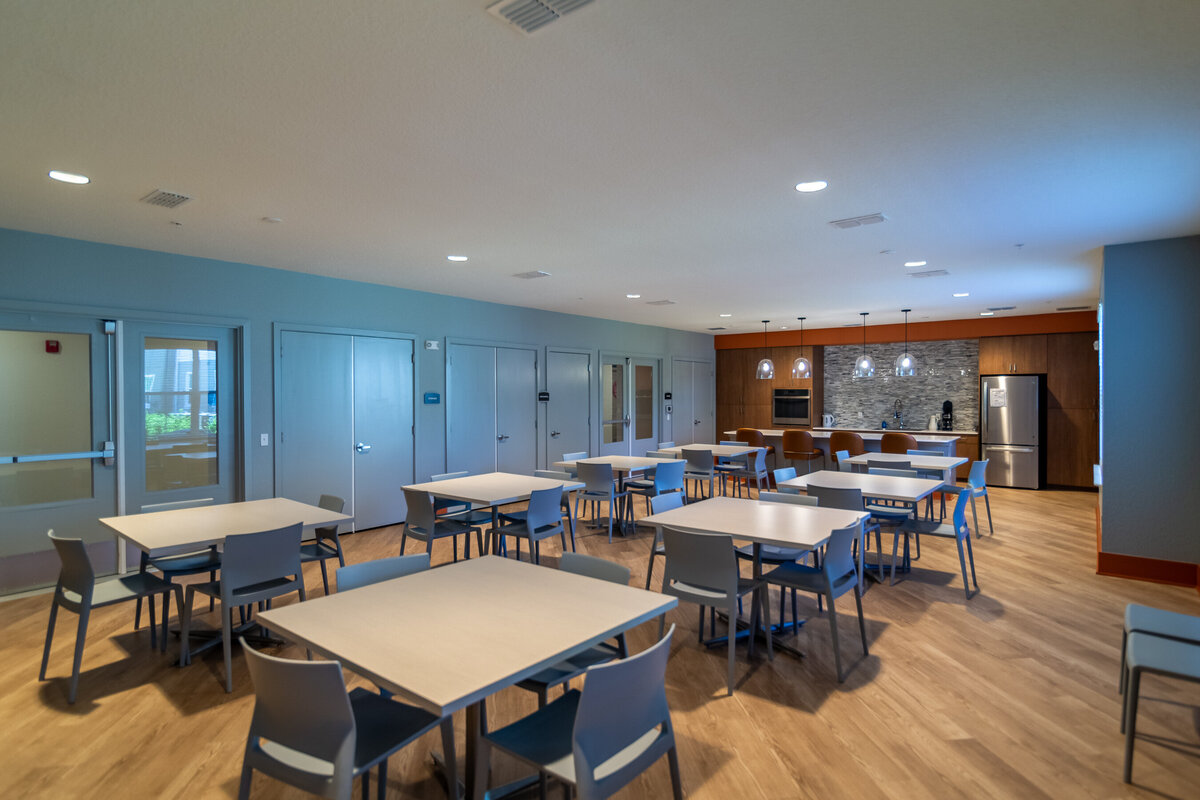 042324ROCHESTERPARK-114