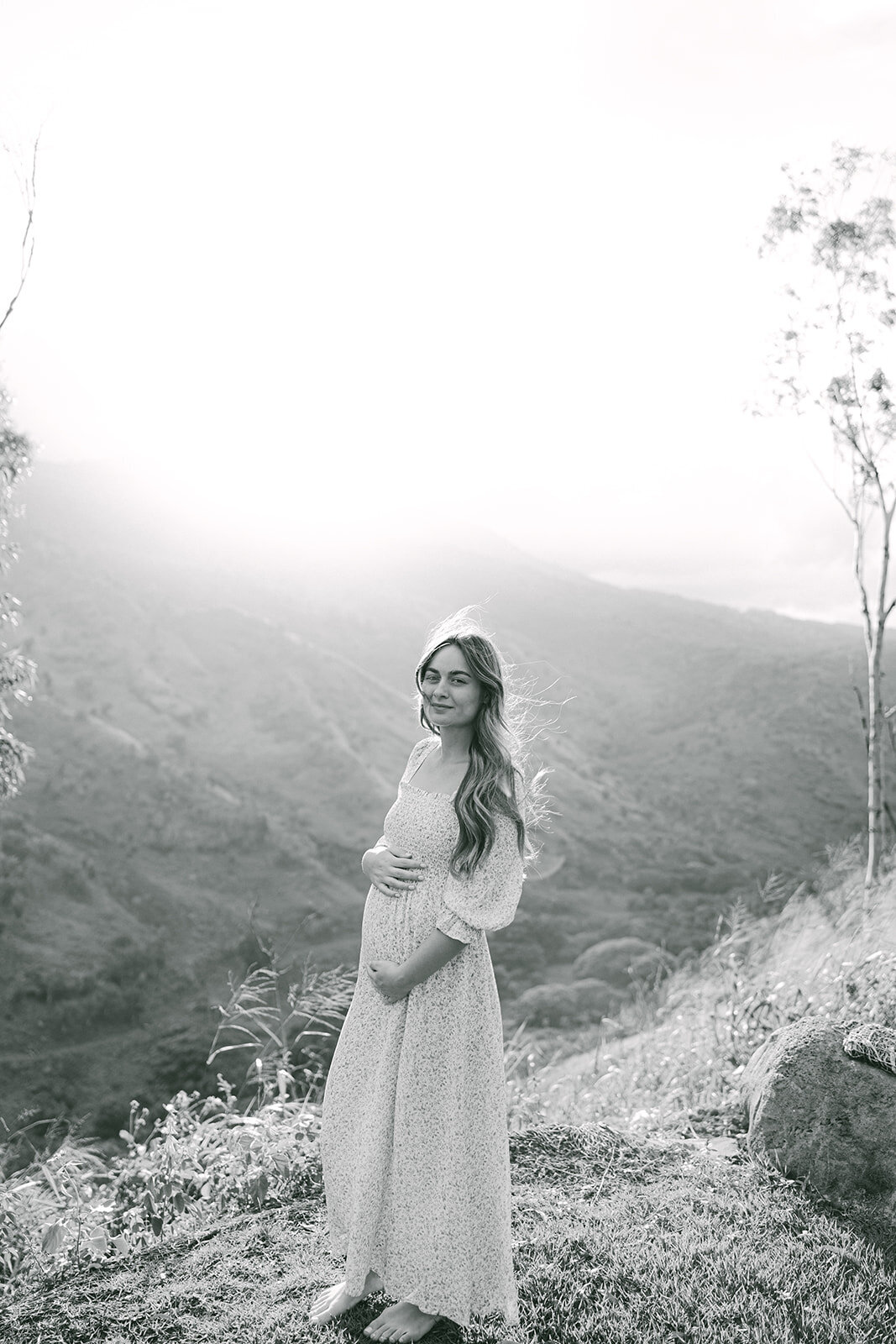 baby bump maternity  mountain backdrop north shore oahu