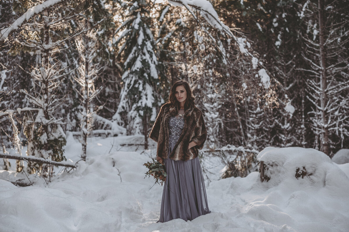 PNW_Elopement_Photographer_Winter Elopement_Tiffanyrudephotography-2047