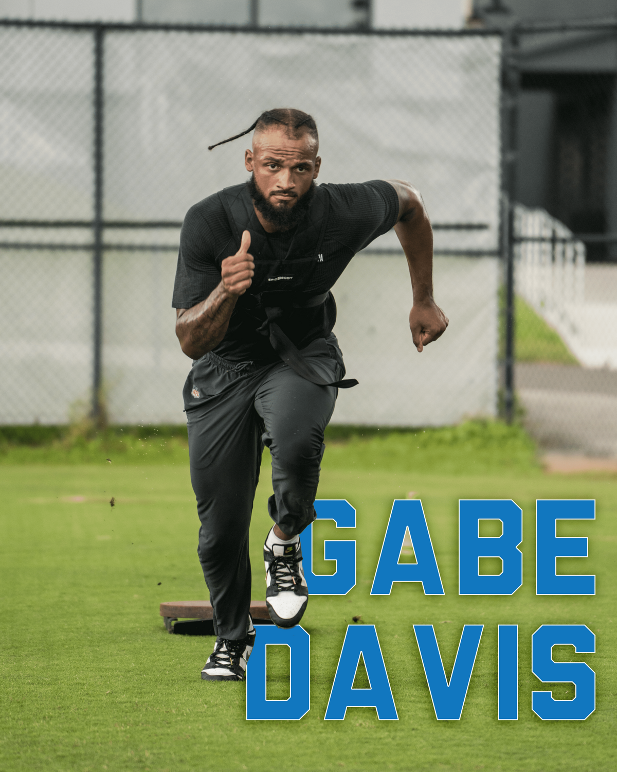 GABE DAVIS-min