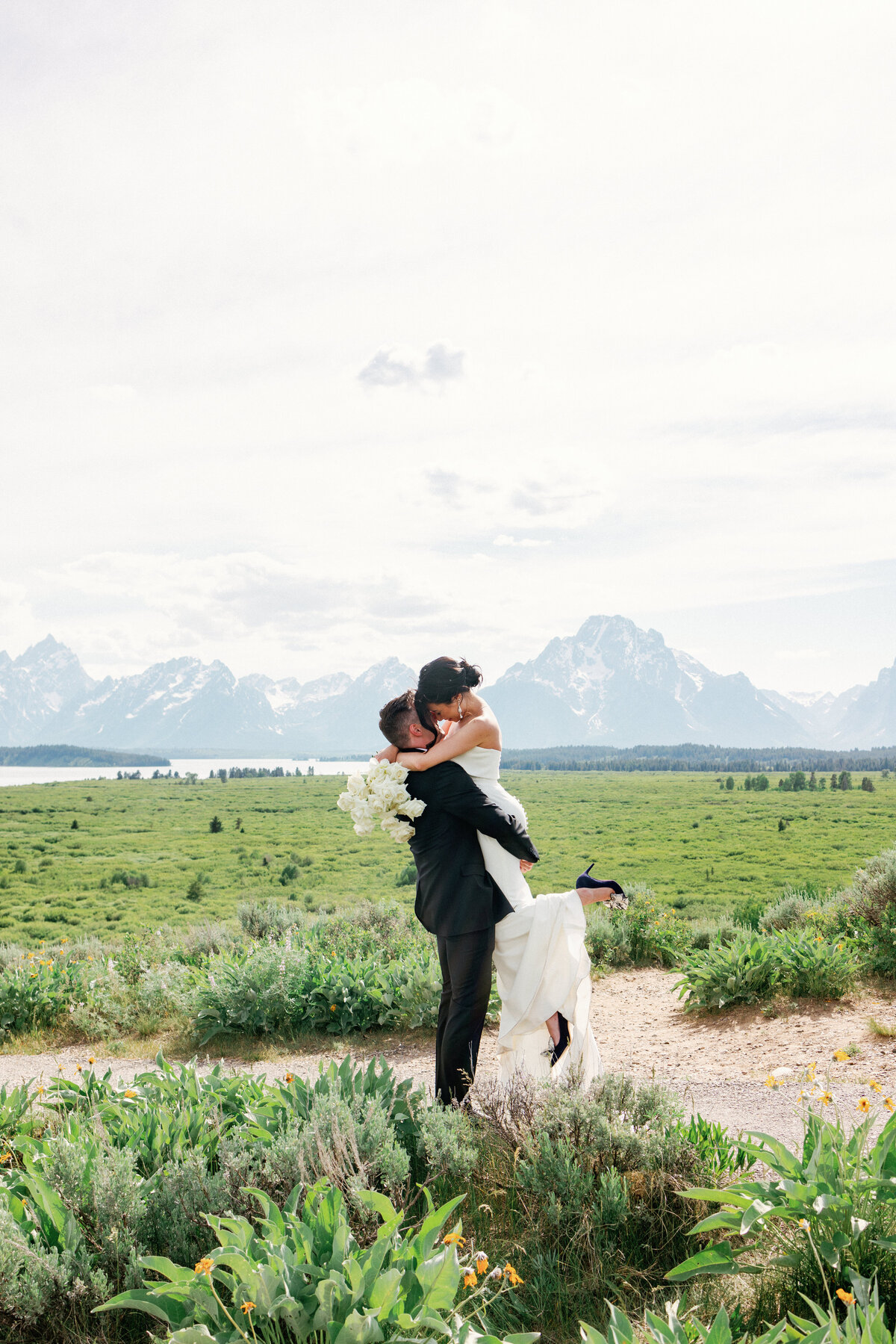 quyenanddaniel_jacksonholeweddingphotographer_blairworthingtonphotography-523