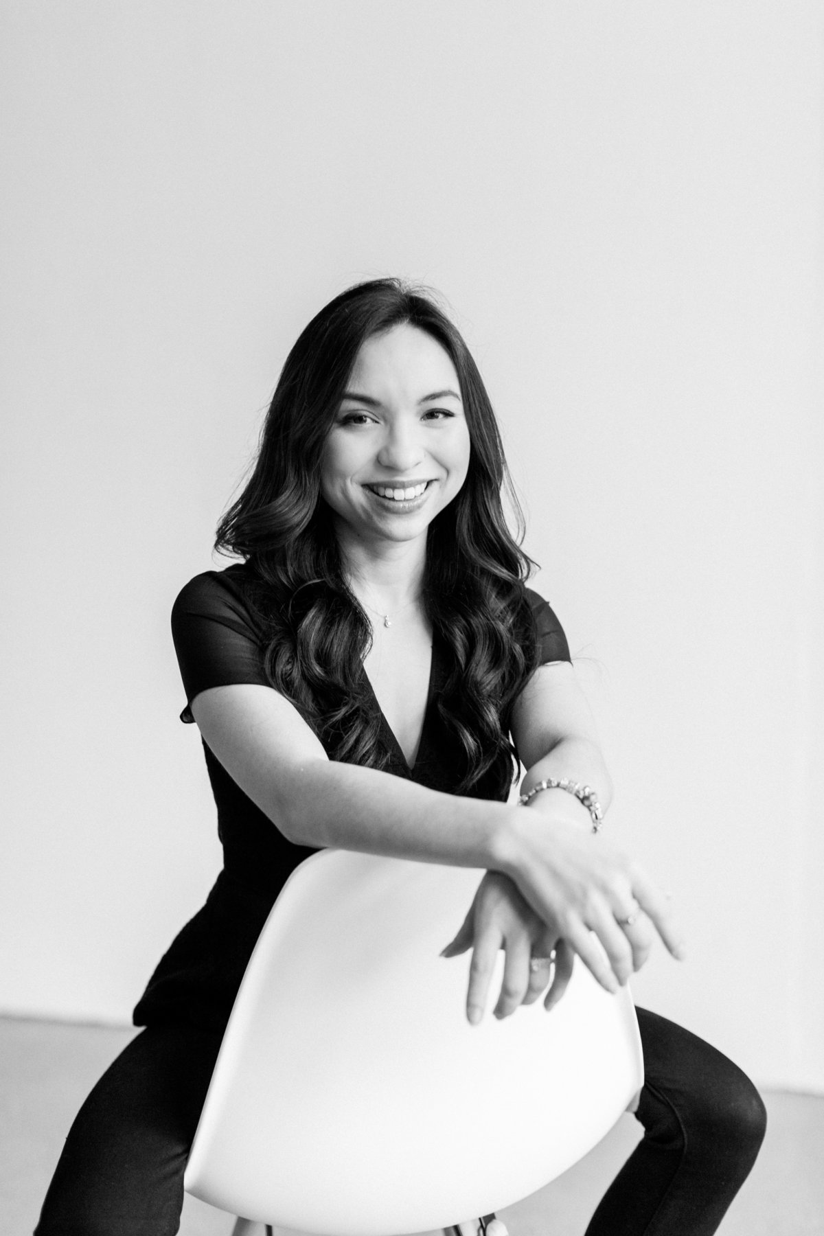 065-larissa-cleveland-family-studio-portrait-california-photographer-destination-event