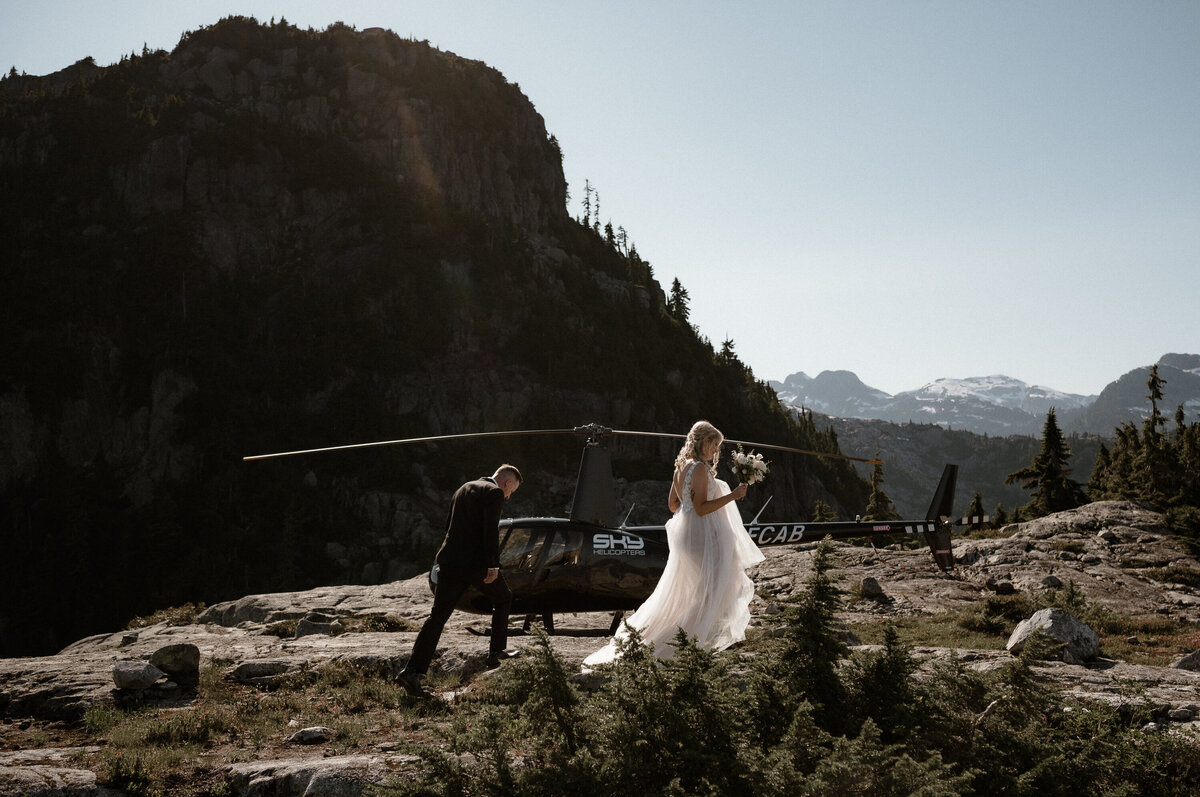 Vancouver-Helicopter-Elopement