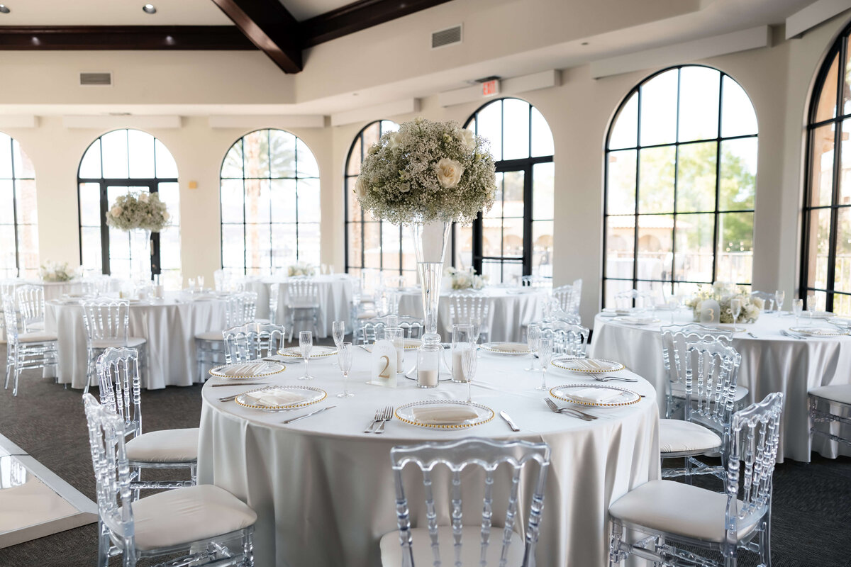 75_riskyexposure_marley-simon_las-vegas-elopement-photography