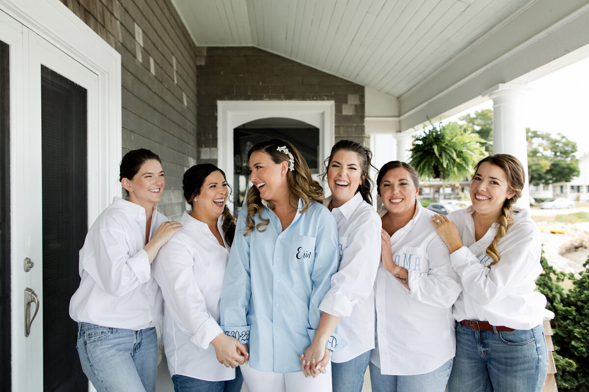 branford-house-wedding-bride-getting-ready-nightingale-wedding-and-events