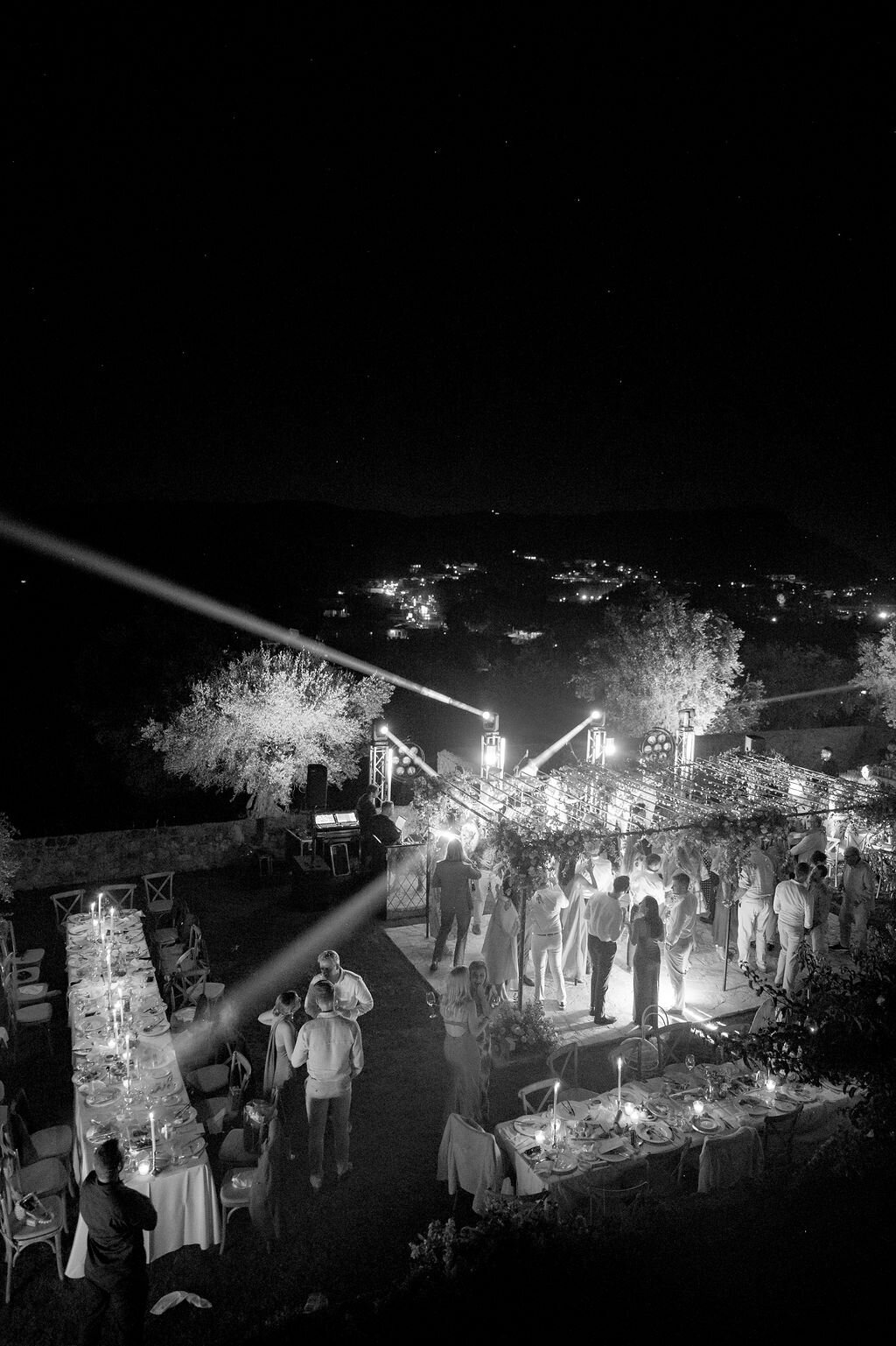 Dancing_AnthonyEoin_Greece_CaitlinJoyce_Photo-251