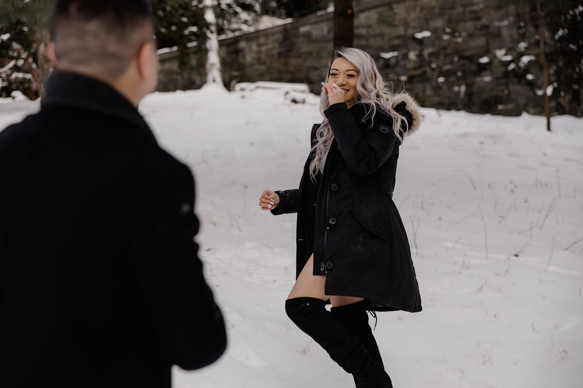 Engagement Photos in the snow at Fort Tryon Park NYC